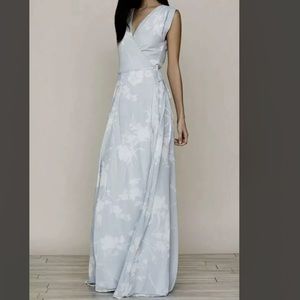 NWOT Yumi Kim Sashay Away Blue Floral Dance Wrap Maxi Dress Size Medium Z250-51